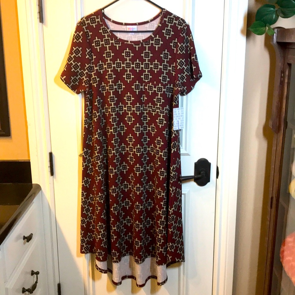 LuLaRoe Carly Dress Size Large NWT